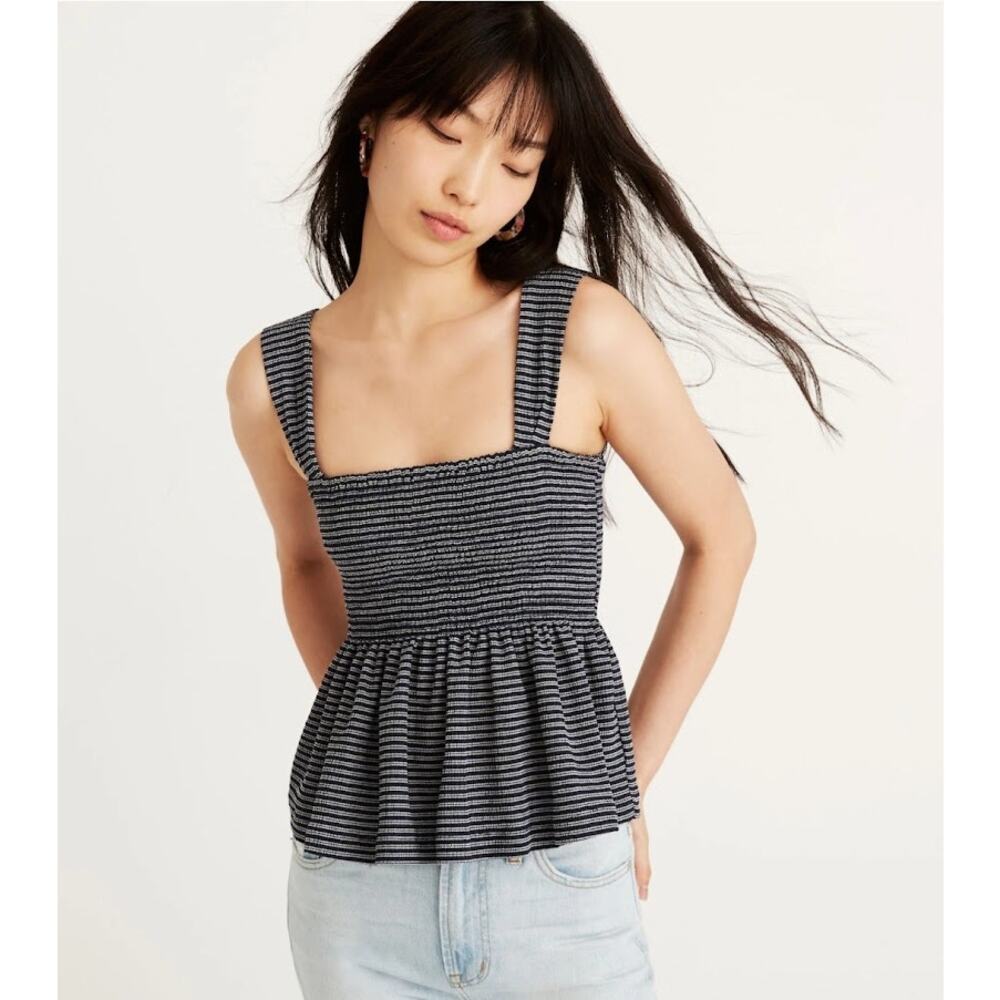 Madewell texture & thread navy blue striped smocked tank size xs